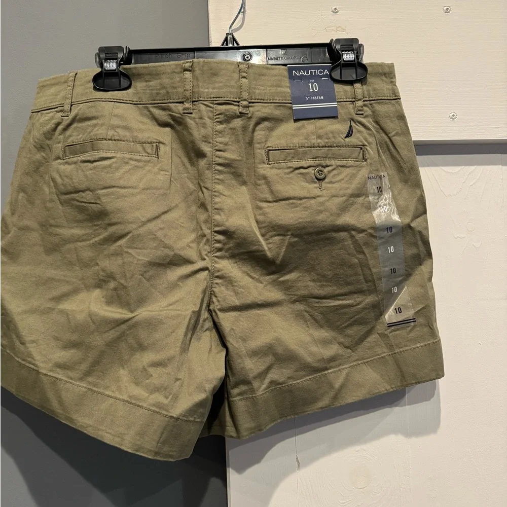 Nautica Olive/Army Green Shorts- Size 10 NWT - Picture 2 of 2